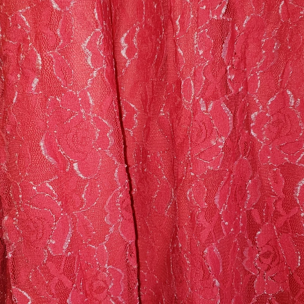 Woman's skirt - Picture 2 of 4